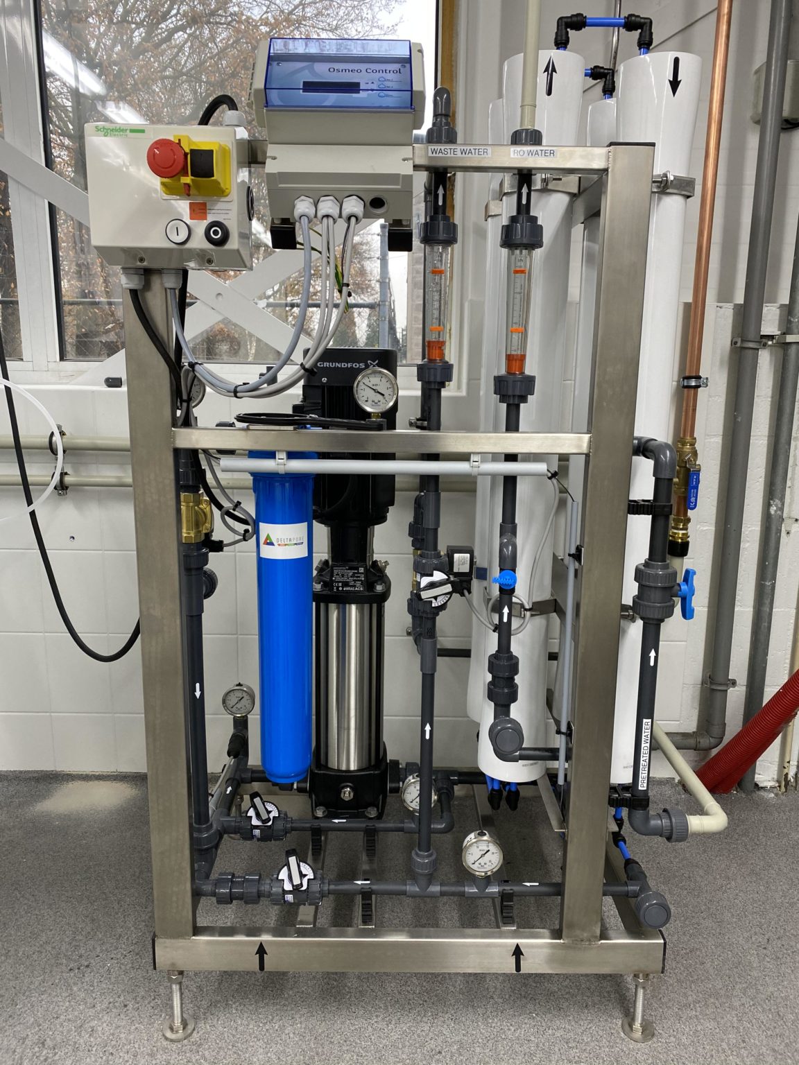 Complete demin water unit including distribution Deltapore